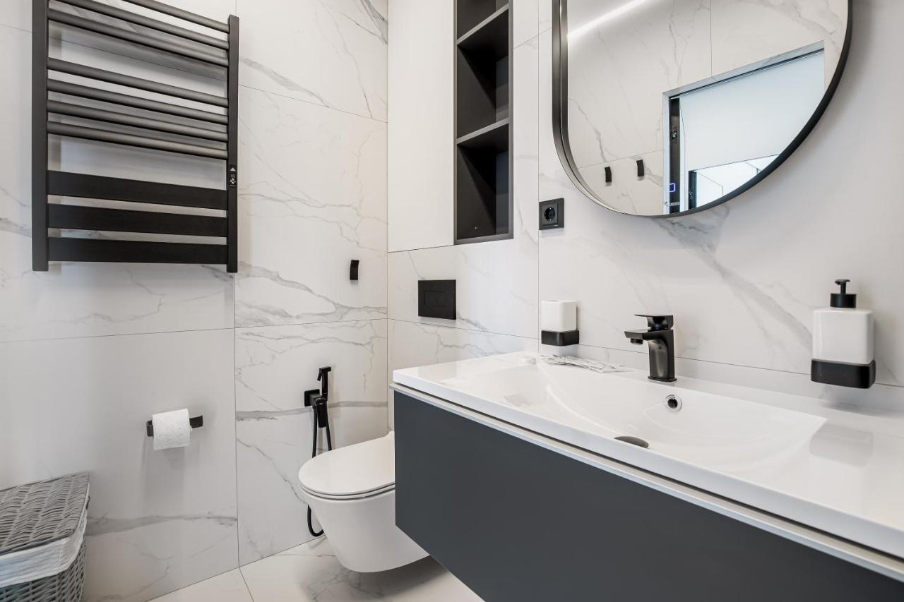 Luxury Waterfront 3-Bedrooms Apartment Одесса Экстерьер фото